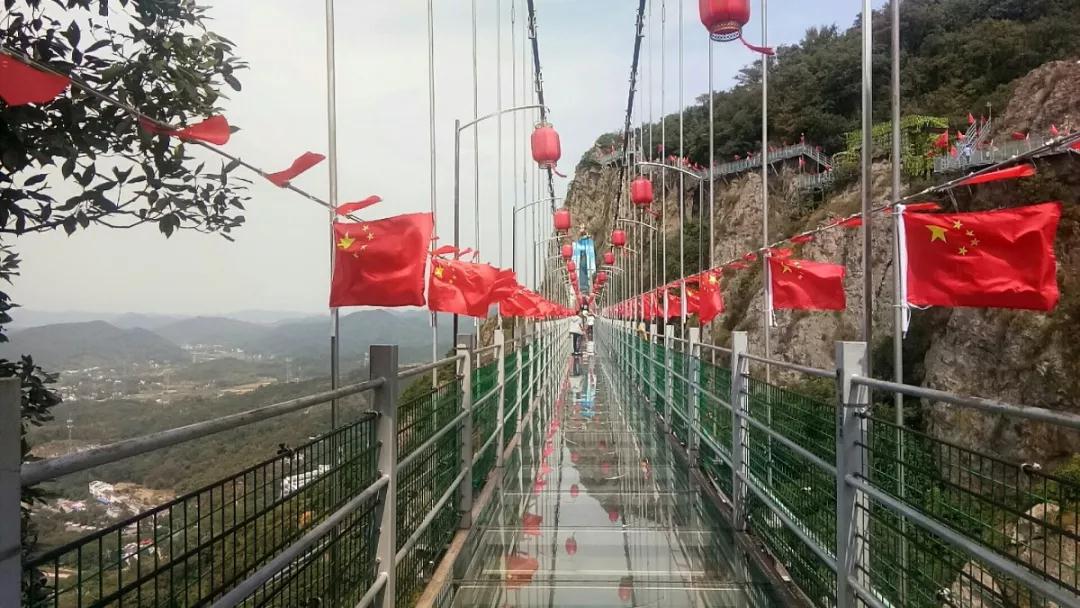 馬仁奇峰紅色芳華綻放！獻(xiàn)禮祖國70華誕！