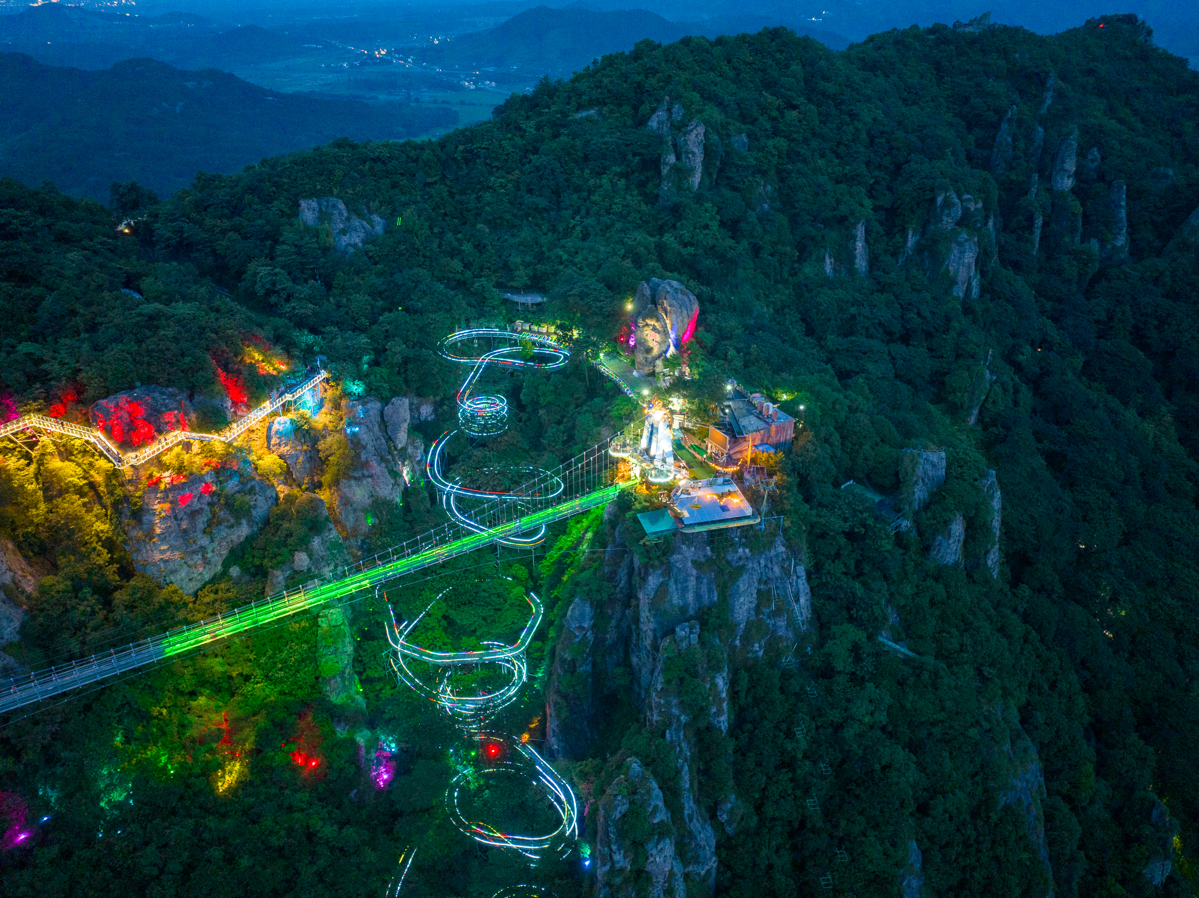 馬仁奇峰夢幻夜漂心跳開啟！7月7日-7月9日晚上去漂流！